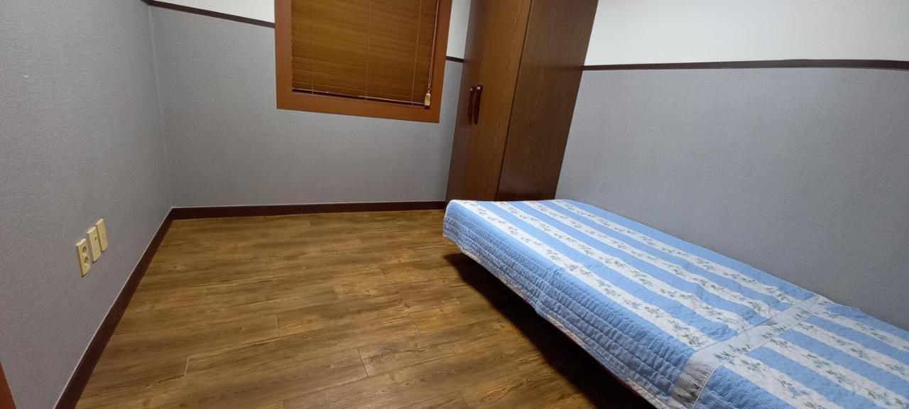 Daecheon Ocean Hill Pension Порён Экстерьер фото